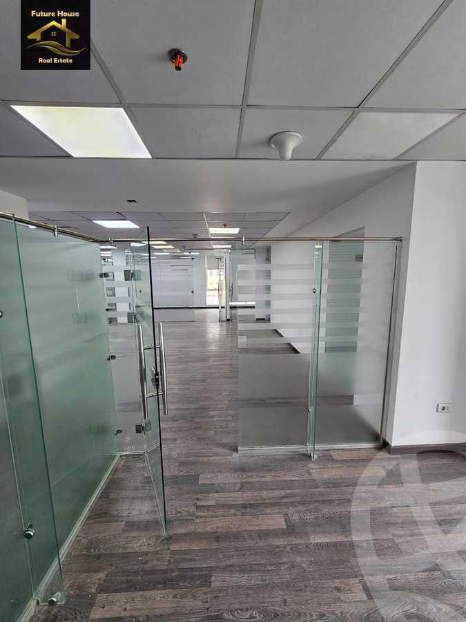 https://aqarmap.com.eg/ar/listing/5794312-for-rent-cairo-new-cairo-90th-street-south-teseen-st