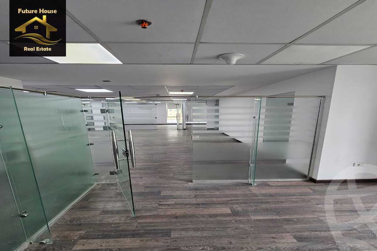 https://aqarmap.com.eg/ar/listing/5794312-for-rent-cairo-new-cairo-90th-street-south-teseen-st
