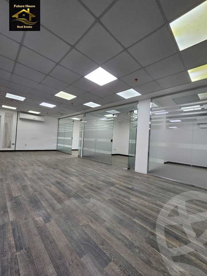https://aqarmap.com.eg/ar/listing/5794312-for-rent-cairo-new-cairo-90th-street-south-teseen-st