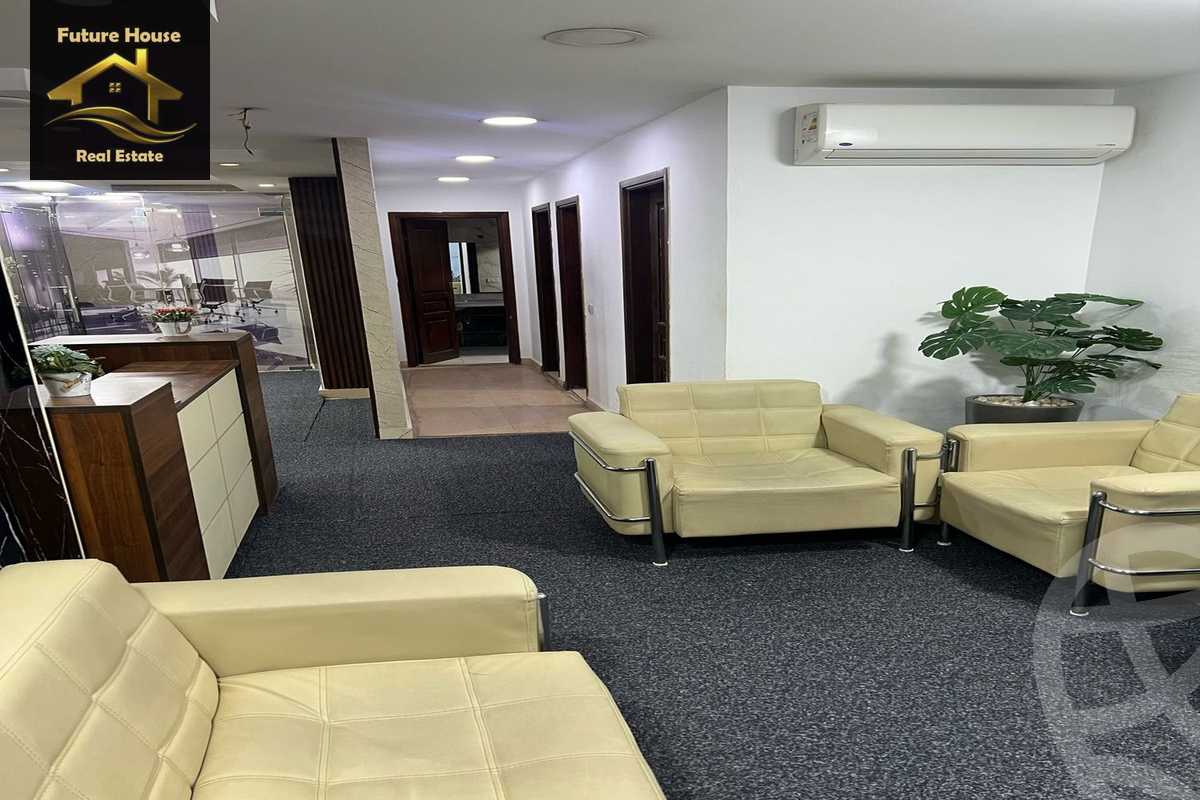 https://aqarmap.com.eg/en/listing/5802225-for-rent-cairo-el-maadi-compounds-rayhanah-plaza