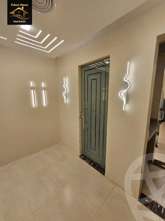 https://aqarmap.com.eg/en/listing/5805745-for-rent-cairo-new-cairo-compounds-kyrw-kbytl-sntr-ktlyst-llttwyr