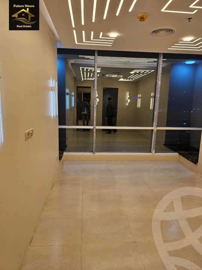 https://aqarmap.com.eg/en/listing/5805745-for-rent-cairo-new-cairo-compounds-kyrw-kbytl-sntr-ktlyst-llttwyr