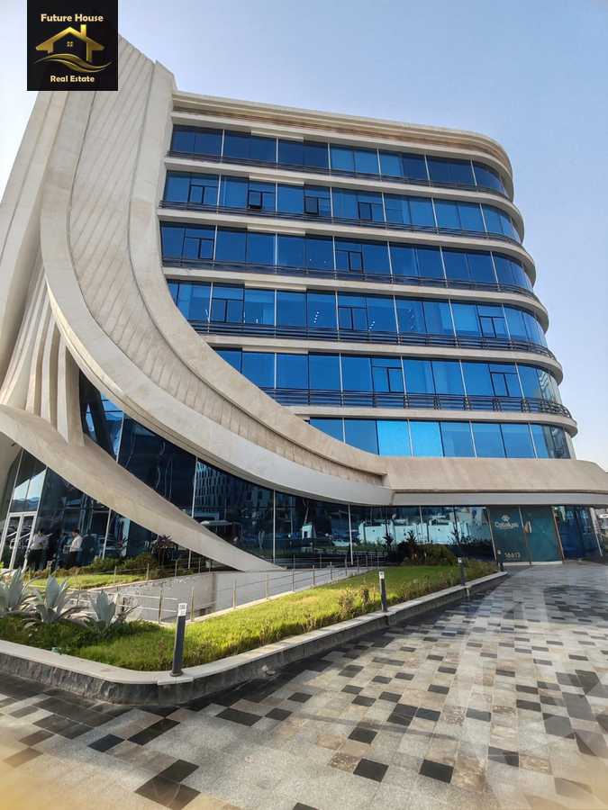 https://aqarmap.com.eg/en/listing/5805745-for-rent-cairo-new-cairo-compounds-kyrw-kbytl-sntr-ktlyst-llttwyr
