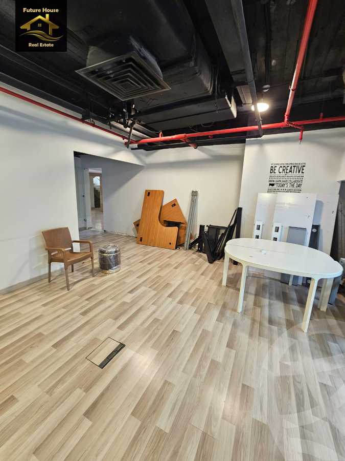 https://aqarmap.com.eg/ar/listing/5805775-for-rent-cairo-new-cairo-90th-street-northern-90th-street