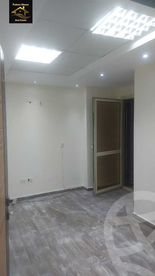 https://aqarmap.com.eg/en/listing/5811898-for-rent-cairo-new-cairo-el-kattameya-compounds-in-kattameya-crystal-plaza