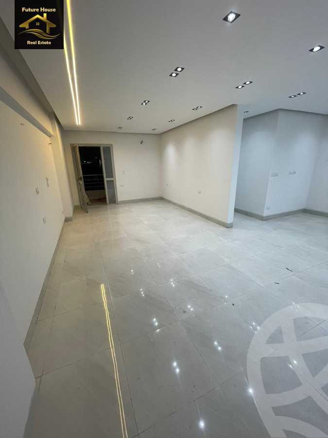 https://aqarmap.com.eg/en/listing/5811898-for-rent-cairo-new-cairo-el-kattameya-compounds-in-kattameya-crystal-plaza