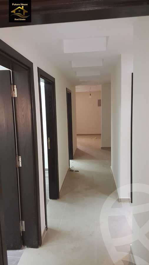 https://aqarmap.com.eg/en/listing/5811898-for-rent-cairo-new-cairo-el-kattameya-compounds-in-kattameya-crystal-plaza