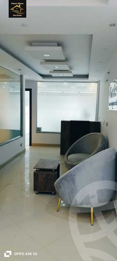 https://aqarmap.com.eg/ar/listing/5814959-for-rent-cairo-el-maadi-compounds-rayhanah-plaza
