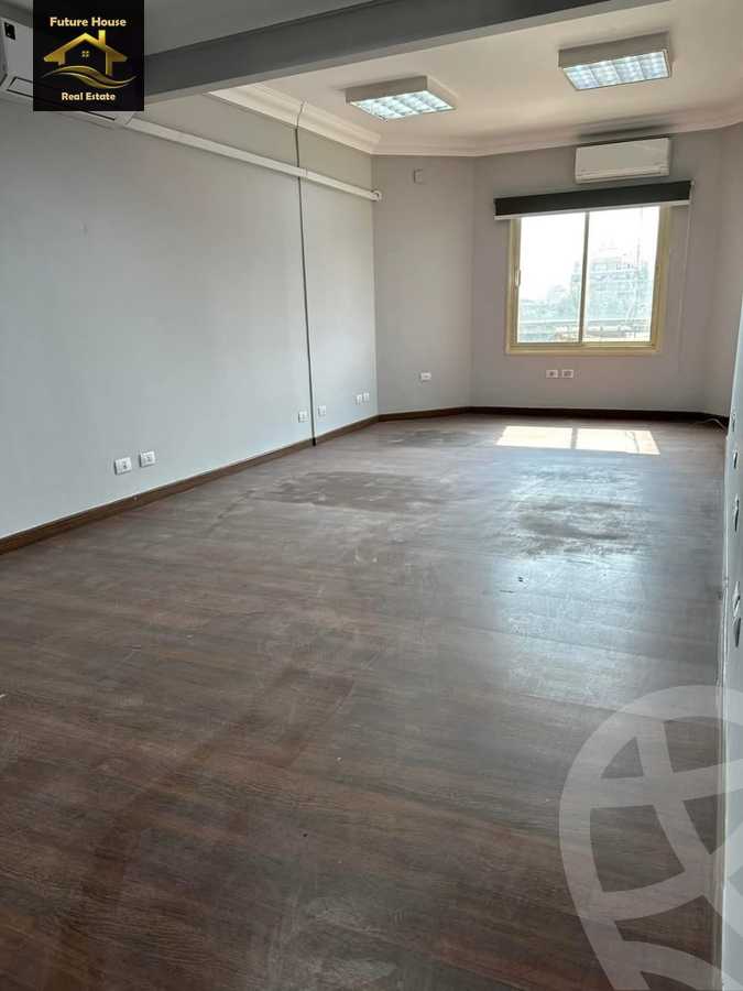 https://aqarmap.com.eg/en/listing/5830834-for-rent-cairo-el-maadi-sarayat-el-maadi-no-22