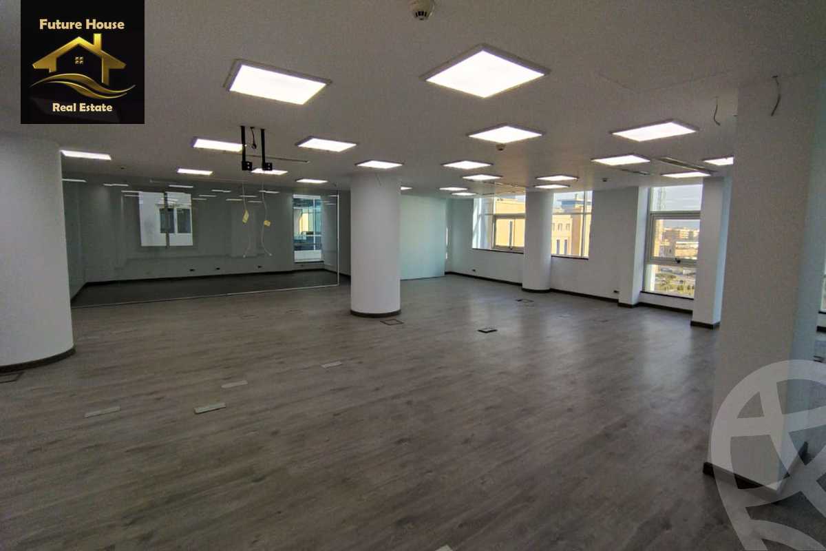 https://aqarmap.com.eg/ar/listing/5825760-for-rent-cairo-el-maadi-compounds-rayhanah-plaza