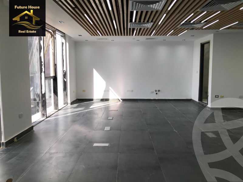 https://aqarmap.com.eg/en/listing/5849423-for-rent-cairo-new-cairo-compounds-hyde-park-business-district