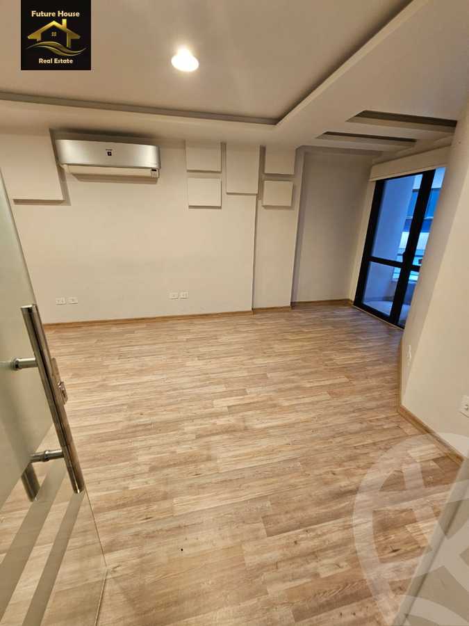 https://aqarmap.com.eg/en/listing/5849920-for-rent-cairo-el-maadi-compounds-rayhanah-plaza