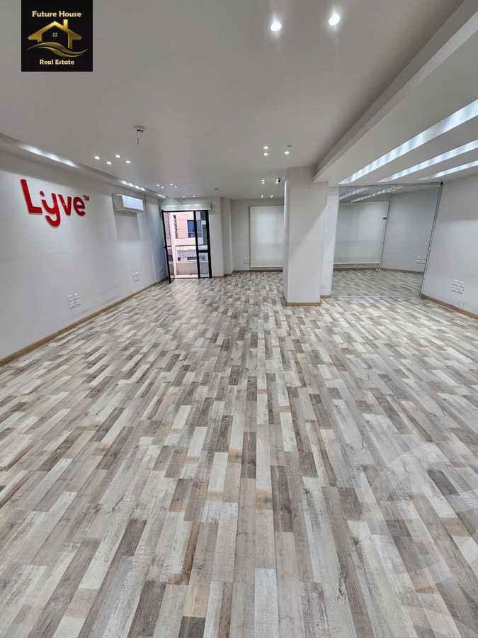 https://aqarmap.com.eg/en/listing/5849920-for-rent-cairo-el-maadi-compounds-rayhanah-plaza