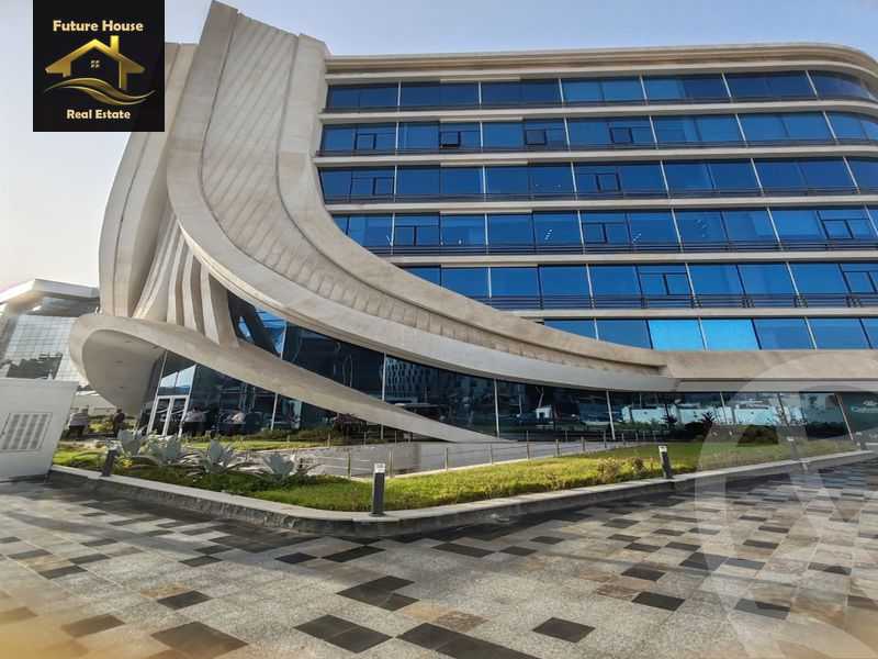 https://aqarmap.com.eg/en/listing/5853532-for-rent-cairo-new-cairo-compounds-kyrw-kbytl-sntr-ktlyst-llttwyr