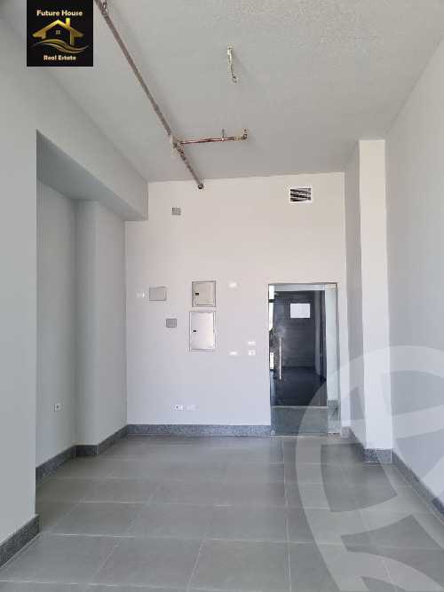 https://aqarmap.com.eg/en/listing/5857820-for-rent-cairo-new-cairo-compounds-the-water-way