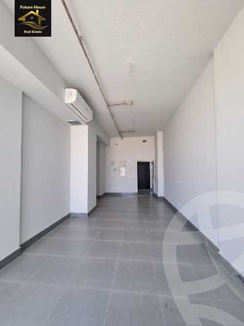 https://aqarmap.com.eg/en/listing/5857820-for-rent-cairo-new-cairo-compounds-the-water-way