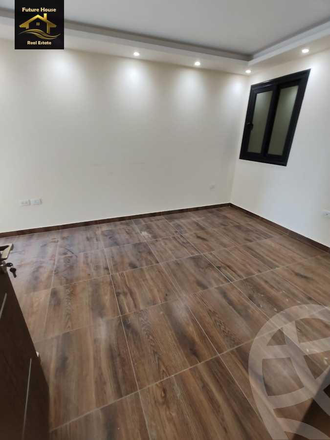 https://aqarmap.com.eg/en/listing/5861055-for-rent-cairo-el-maadi-compounds-rayhanah-plaza