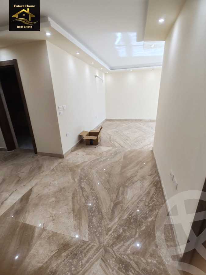 https://aqarmap.com.eg/en/listing/5861055-for-rent-cairo-el-maadi-compounds-rayhanah-plaza