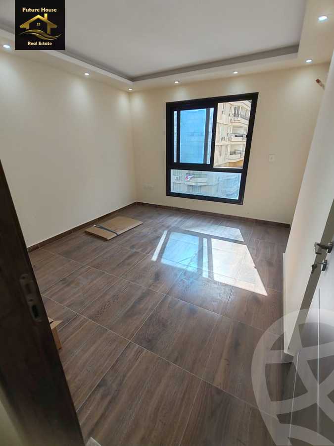 https://aqarmap.com.eg/en/listing/5861055-for-rent-cairo-el-maadi-compounds-rayhanah-plaza