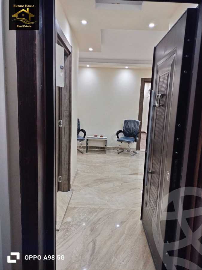 https://aqarmap.com.eg/en/listing/5864850-for-rent-cairo-el-maadi-compounds-rayhanah-plaza