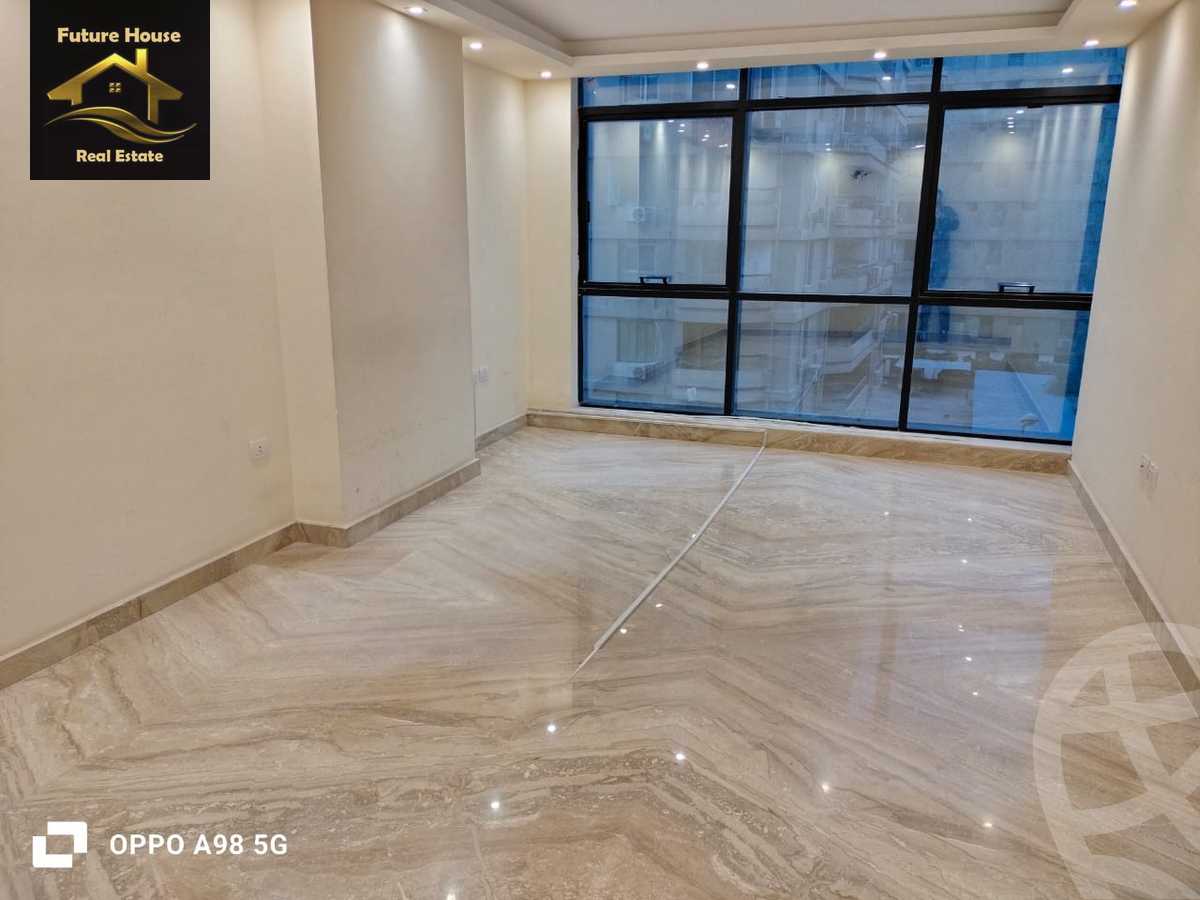 https://aqarmap.com.eg/en/listing/5864850-for-rent-cairo-el-maadi-compounds-rayhanah-plaza