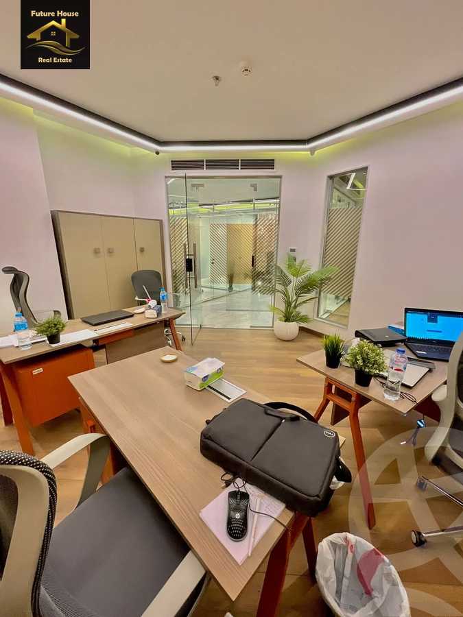 https://aqarmap.com.eg/en/listing/5864913-for-rent-cairo-new-cairo-el-kattameya-compounds-in-kattameya-crystal-plaza