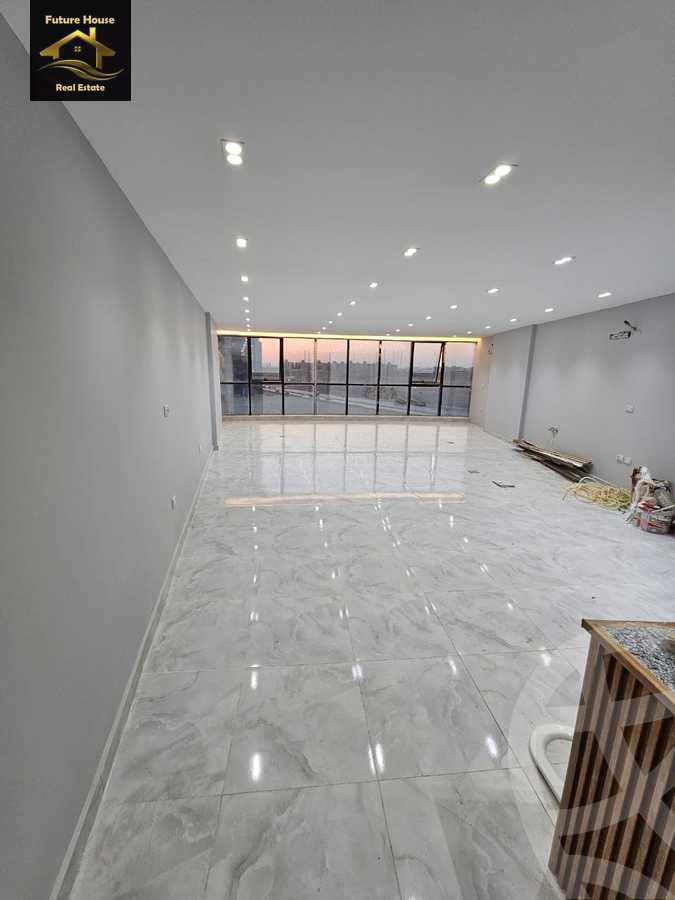 https://aqarmap.com.eg/en/listing/5867878-for-rent-cairo-el-maadi-compounds-rayhanah-plaza