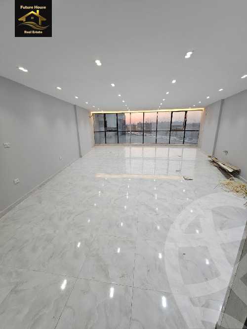 https://aqarmap.com.eg/en/listing/5869162-for-rent-cairo-el-maadi-compounds-rayhanah-plaza