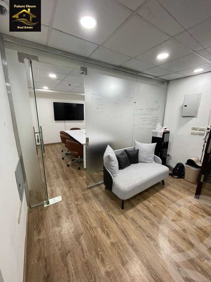 https://aqarmap.com.eg/en/listing/5872176-for-rent-cairo-el-maadi-compounds-rayhanah-plaza