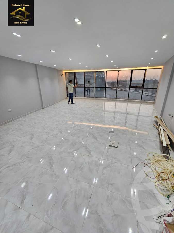 https://aqarmap.com.eg/en/listing/5879406-for-rent-cairo-el-maadi-compounds-rayhanah-plaza