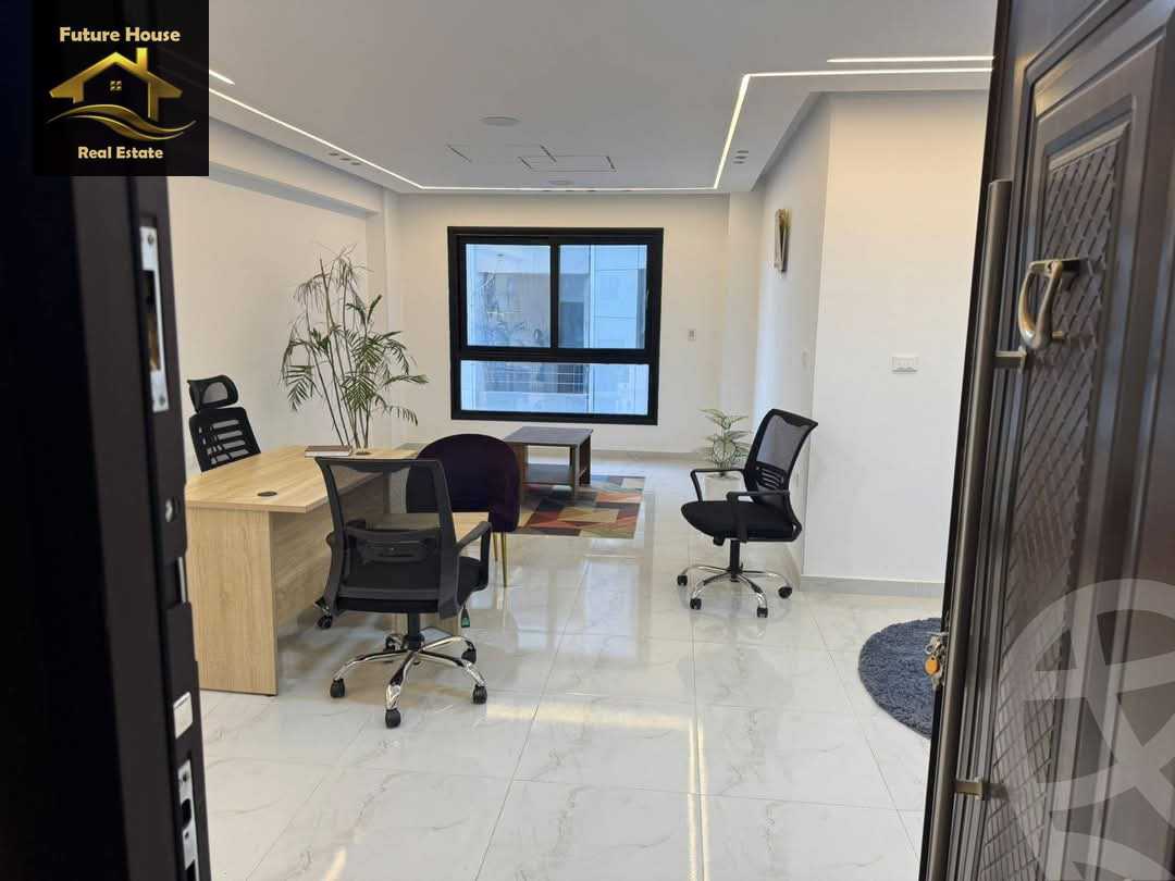 https://aqarmap.com.eg/ar/listing/5882195-for-rent-cairo-el-maadi-compounds-rayhanah-plaza