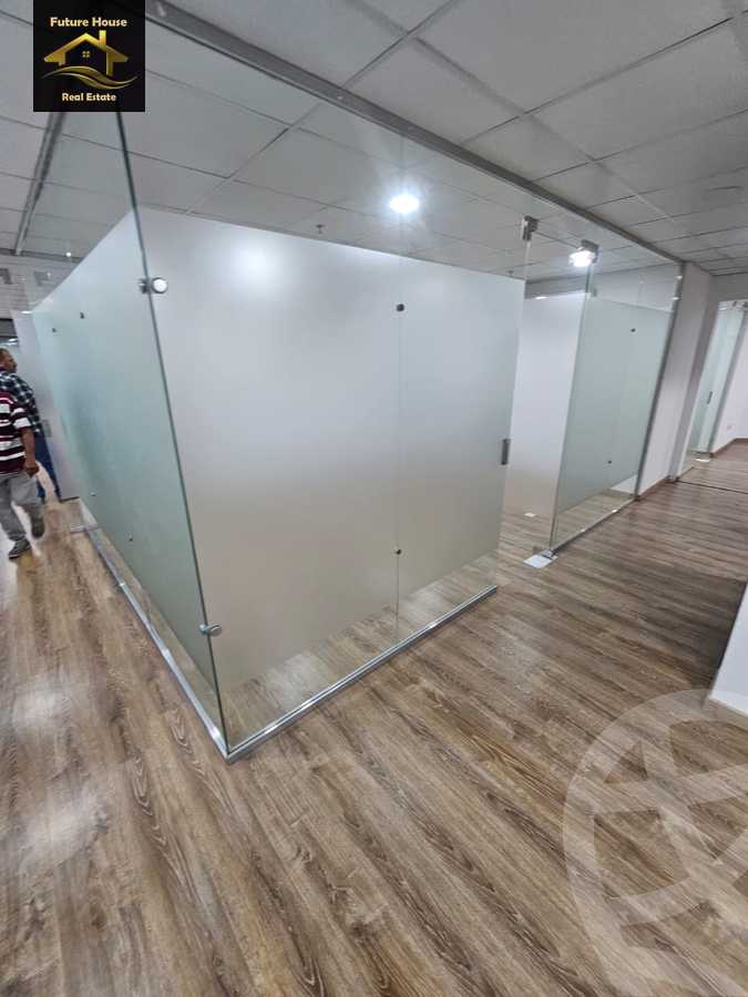 https://aqarmap.com.eg/ar/listing/5895691-for-rent-cairo-el-maadi-compounds-rayhanah-plaza