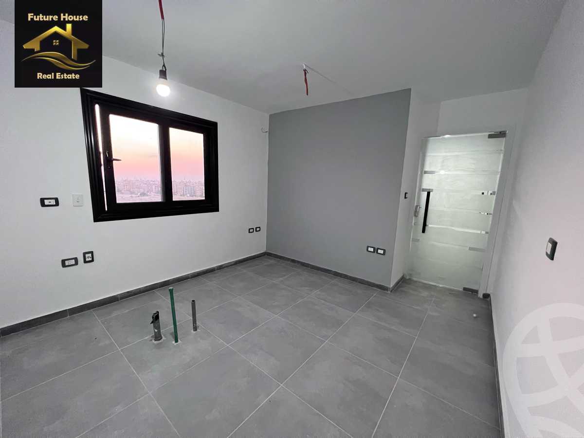 https://aqarmap.com.eg/ar/listing/5895702-for-rent-cairo-el-maadi-zahraa-el-maadi-shr-krfwr-lryysy
