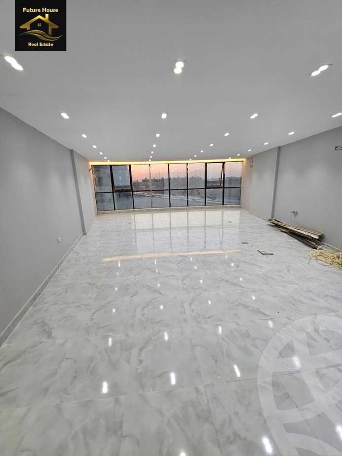 https://aqarmap.com.eg/en/listing/5903147-for-rent-cairo-el-maadi-compounds-rayhanah-plaza