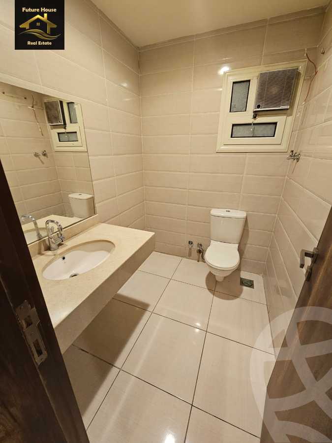 https://aqarmap.com.eg/ar/listing/5903640-for-rent-cairo-el-maadi-compounds-rayhanah-plaza