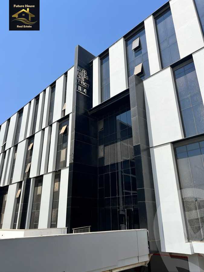 https://aqarmap.com.eg/en/listing/5931977-for-rent-cairo-new-cairo-compounds-hyde-park-business-district