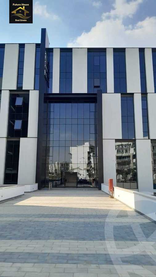 https://aqarmap.com.eg/en/listing/5931977-for-rent-cairo-new-cairo-compounds-hyde-park-business-district