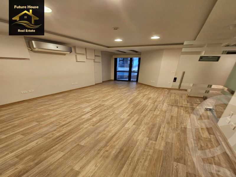 https://aqarmap.com.eg/en/listing/5937054-for-rent-cairo-el-maadi-compounds-rayhanah-plaza