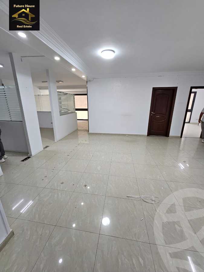 https://aqarmap.com.eg/en/listing/5957946-for-rent-cairo-el-maadi-compounds-rayhanah-residence