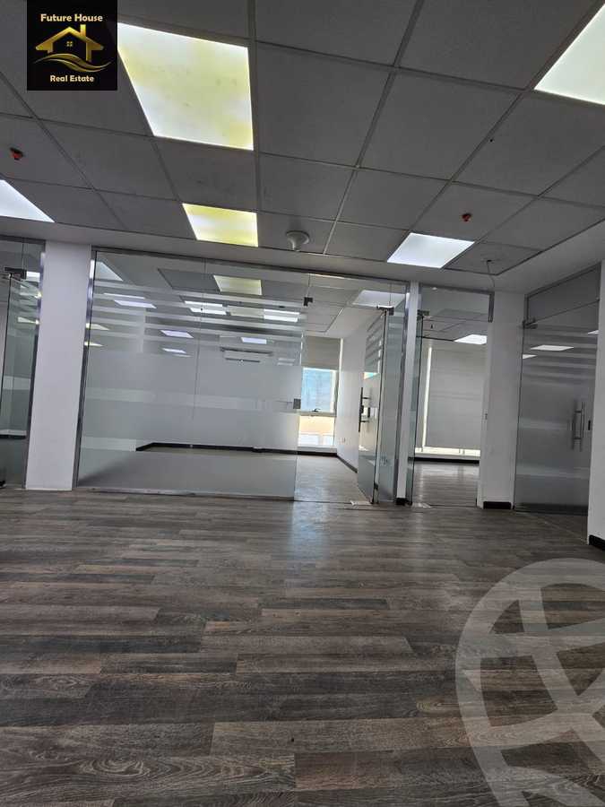 https://aqarmap.com.eg/ar/listing/5960243-for-rent-cairo-el-maadi-compounds-kmbwnd-wn-qtmyh-m-mr-lmrshdy