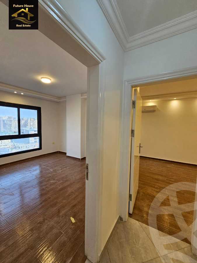 https://aqarmap.com.eg/ar/listing/5960440-for-rent-cairo-el-maadi-compounds-rayhanah-plaza