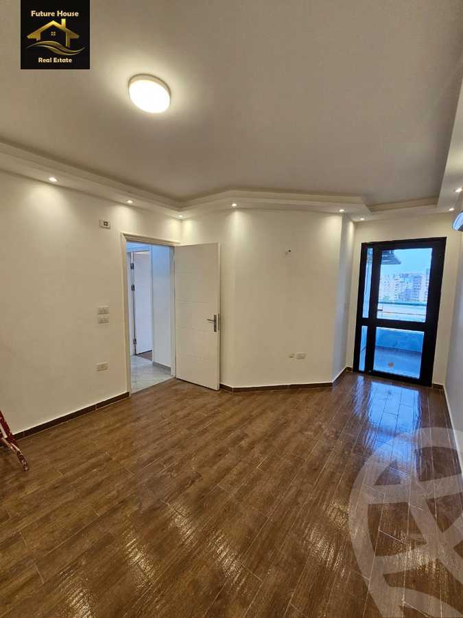 https://aqarmap.com.eg/ar/listing/5960440-for-rent-cairo-el-maadi-compounds-rayhanah-plaza