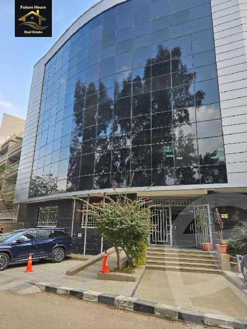 https://aqarmap.com.eg/en/listing/5981089-for-rent-cairo-el-maadi-sarayat-el-maadi-el-nahda-st