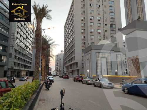 https://aqarmap.com.eg/en/listing/5989142-for-rent-cairo-el-maadi-compounds-kmbwnd-wn-qtmyh-m-mr-lmrshdy