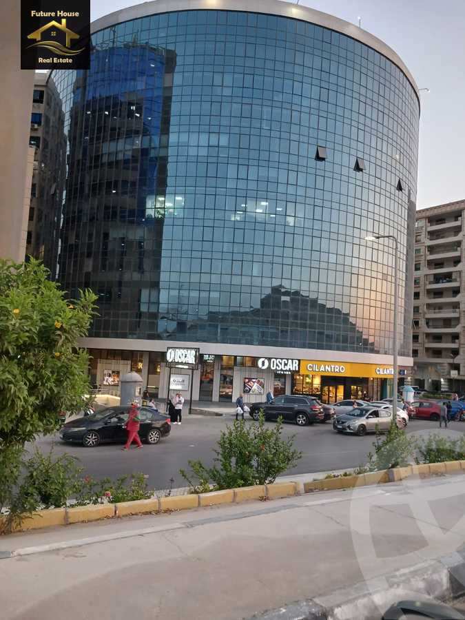 https://aqarmap.com.eg/en/listing/6003612-for-rent-cairo-el-maadi-compounds-rayhanah-plaza