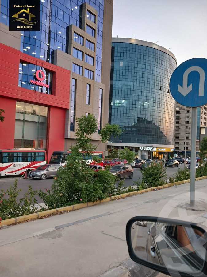 https://aqarmap.com.eg/en/listing/6003677-for-rent-cairo-el-maadi-compounds-rayhanah-plaza