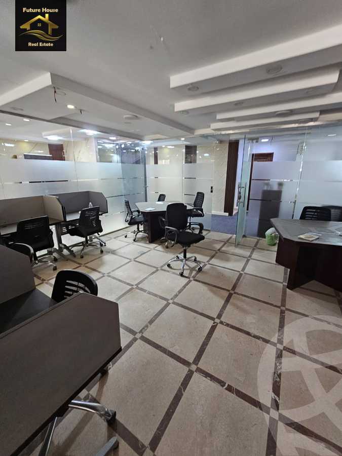 https://aqarmap.com.eg/en/listing/6006391-for-rent-cairo-el-maadi-compounds-rayhanah-plaza