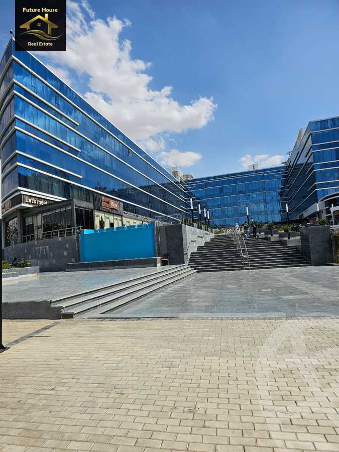https://aqarmap.com.eg/en/listing/6006468-for-rent-cairo-new-cairo-compounds-tryfywm-skwyr-mwl-nm-llttwyr