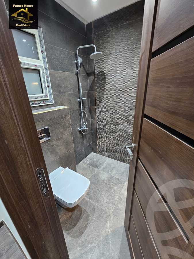 https://aqarmap.com.eg/en/listing/6023543-for-rent-cairo-el-maadi-compounds-rayhanah-plaza