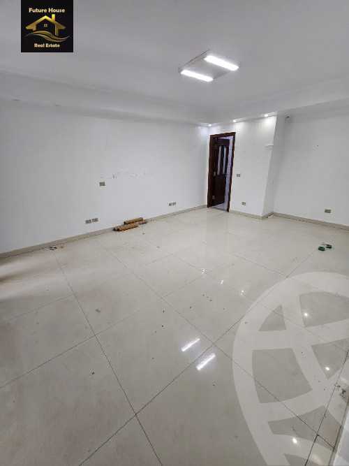 https://aqarmap.com.eg/en/listing/6029101-for-rent-cairo-el-maadi-compounds-rayhanah-plaza